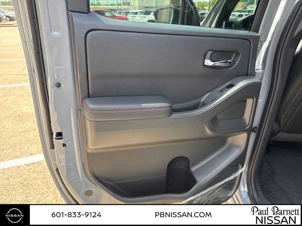 New 2025 Nissan Frontier PRO-4X w/ Pro Premium Package image 25