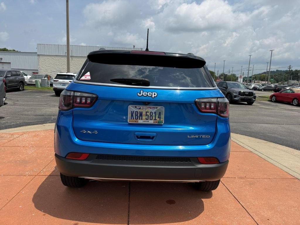 Used 2023 Jeep Compass Limited AWD/4WD image 5
