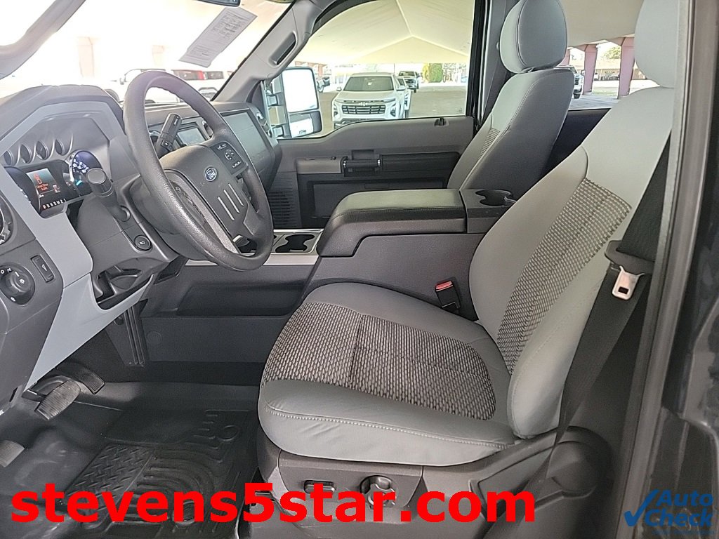 Used 2015 Ford F250 XLT w/ XLT Value Package image 2