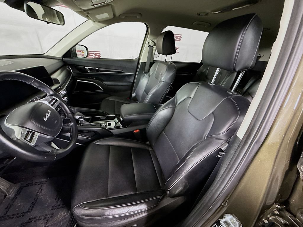 Used 2023 Kia Telluride S AWD/4WD image 25