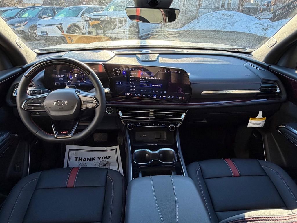 Used 2025 Chevrolet Traverse RS image 24