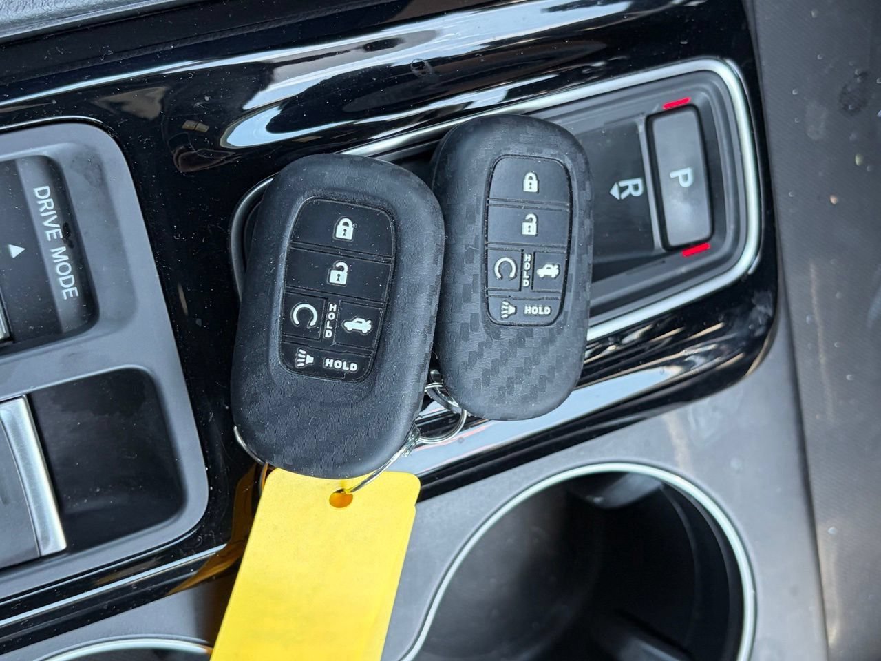 Used 2025 Honda Pilot Sport image 13