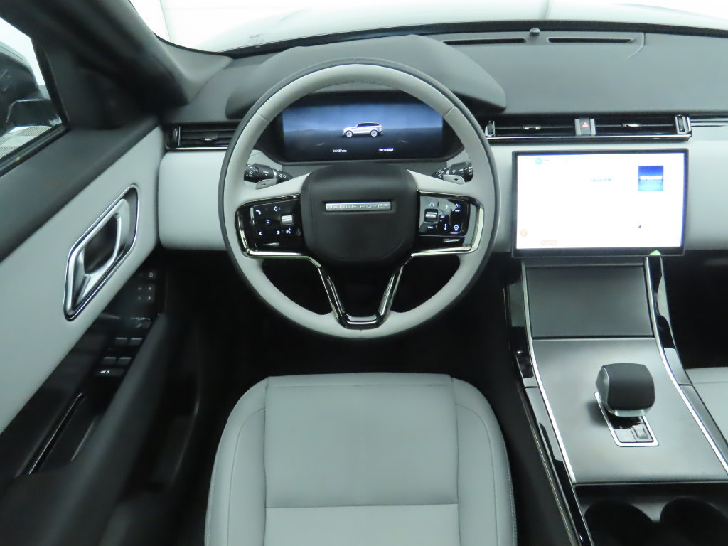 Used 2026 Land Rover Range Rover Velar S AWD/4WD image 10