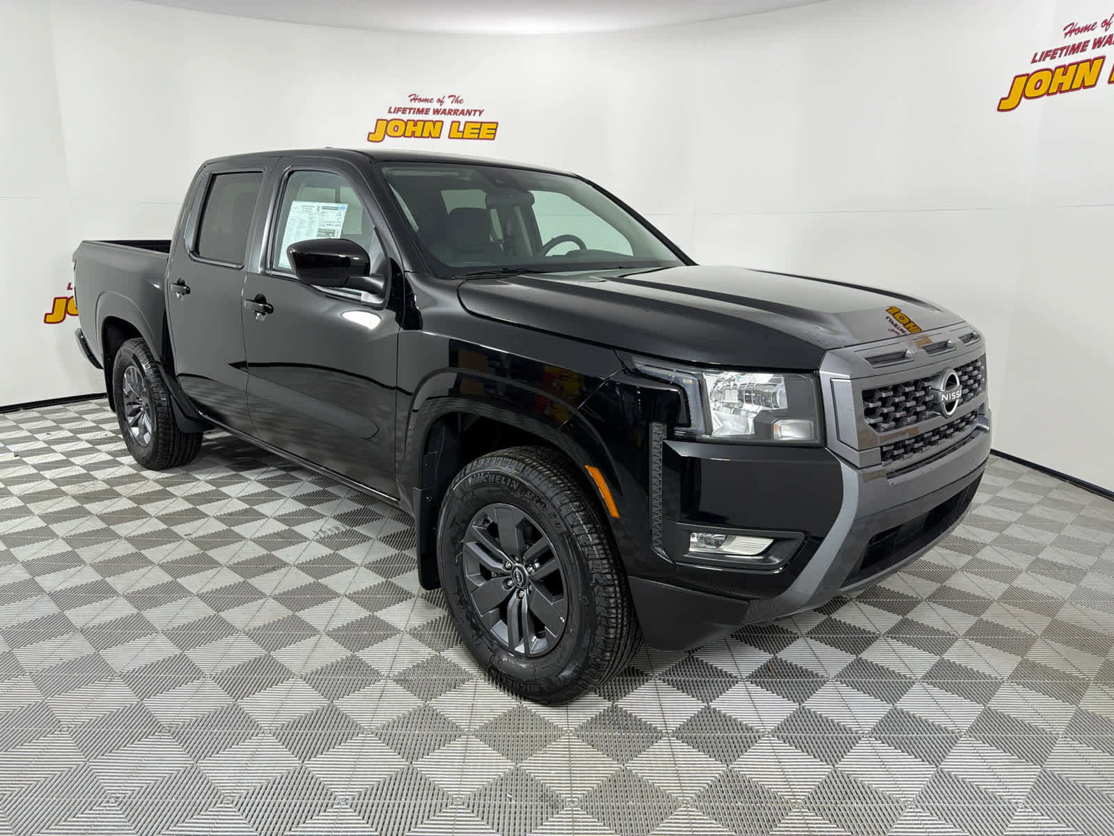 New 2025 Nissan Frontier SV w/ SV Convenience Package image 8