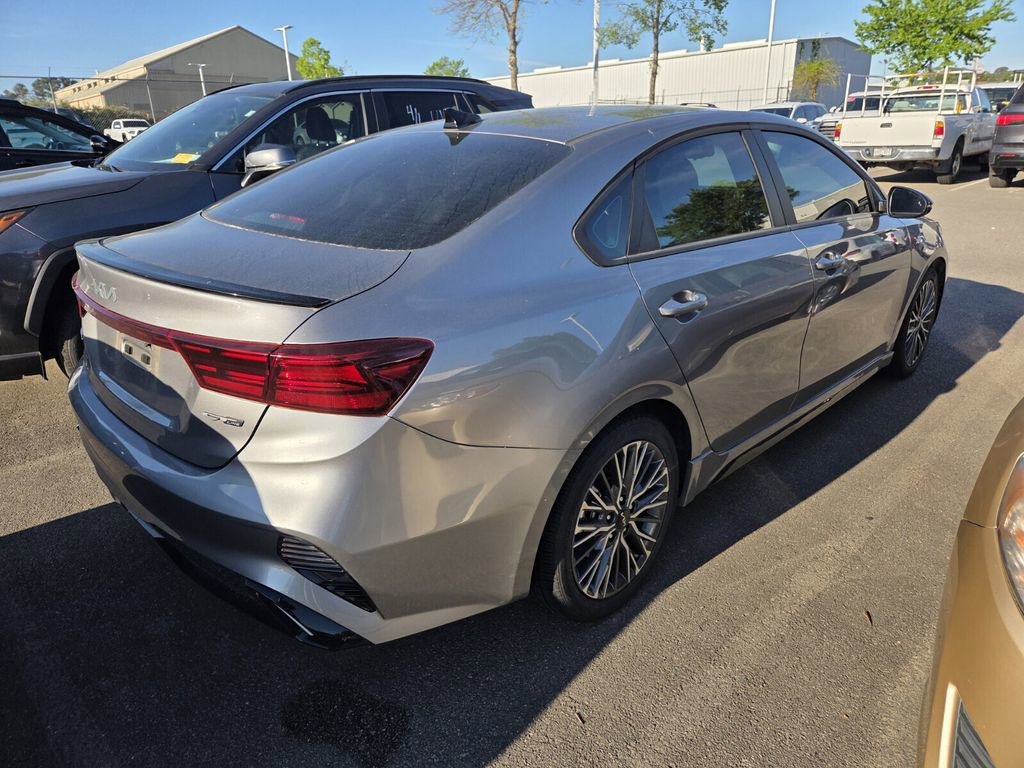 Used 2024 Kia Forte GT-Line w/ GT-Line Premium Package image 9