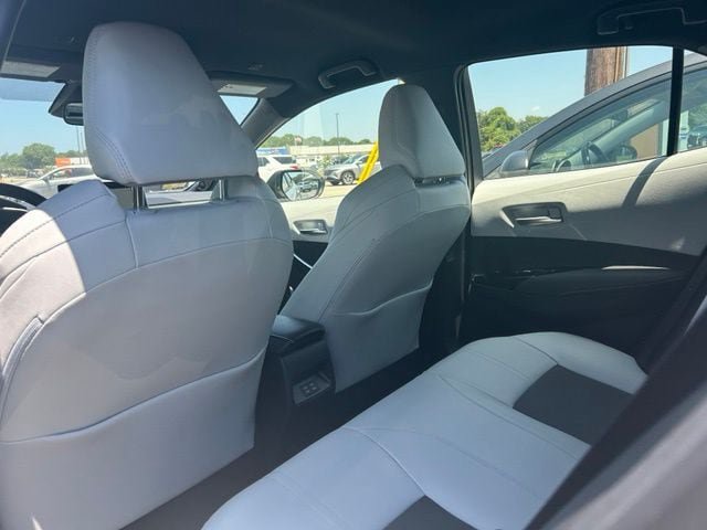 Used 2025 Toyota Corolla XSE FWD image 11