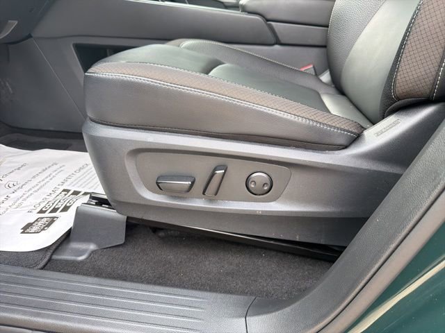 Certified 2025 Nissan Pathfinder SL w/ SL Premium Package image 10