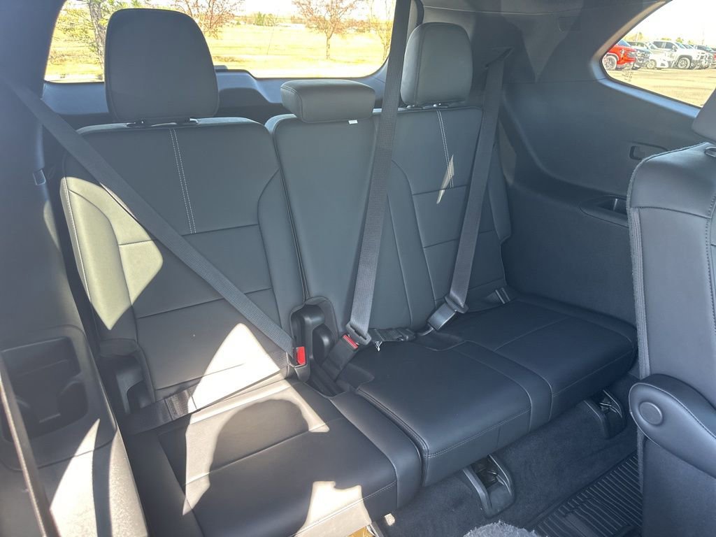 Used 2025 GMC Acadia Elevation w/ Elevation Premium Package image 27