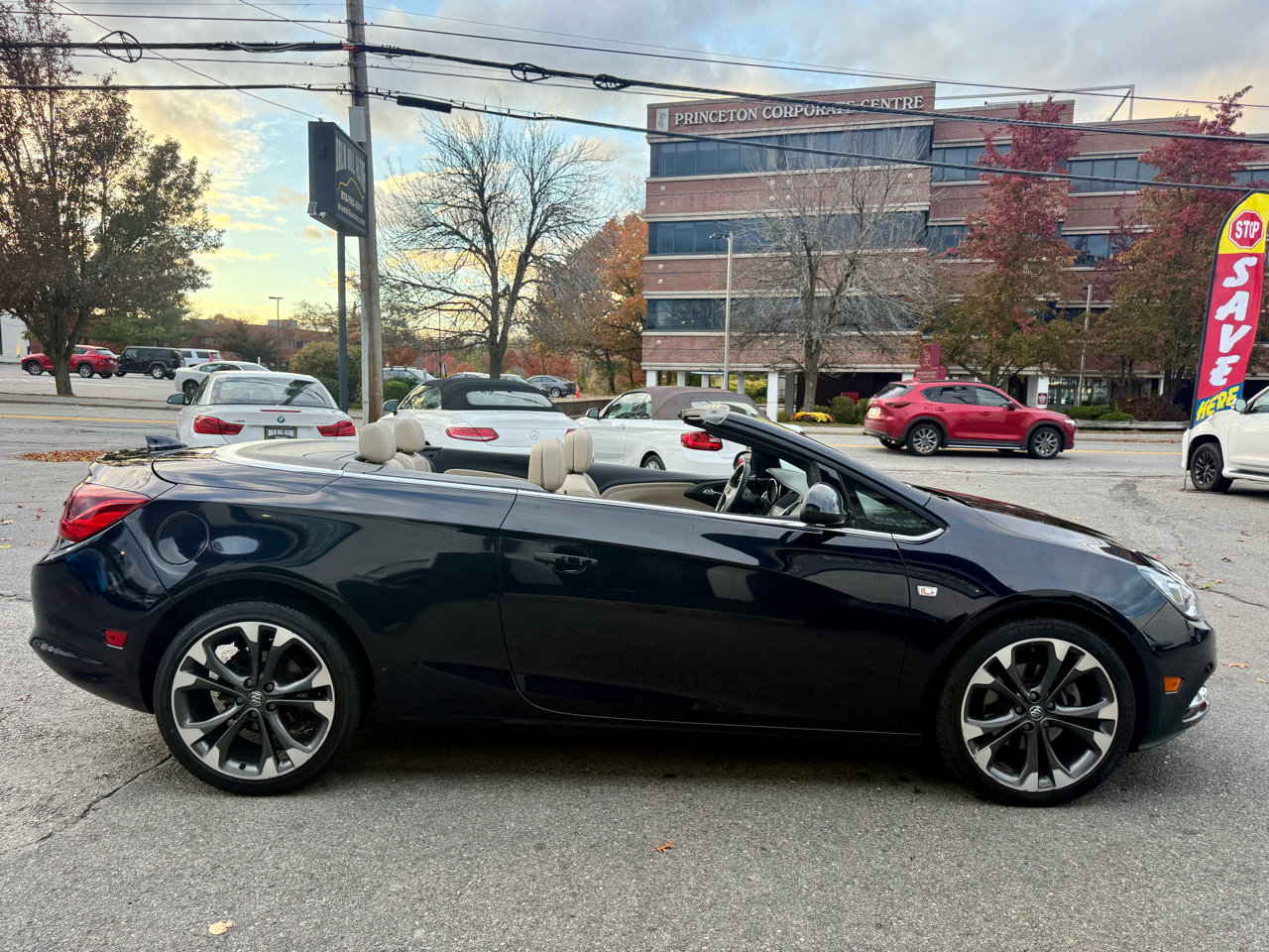 Used 2018 Buick Cascada Premium image 39