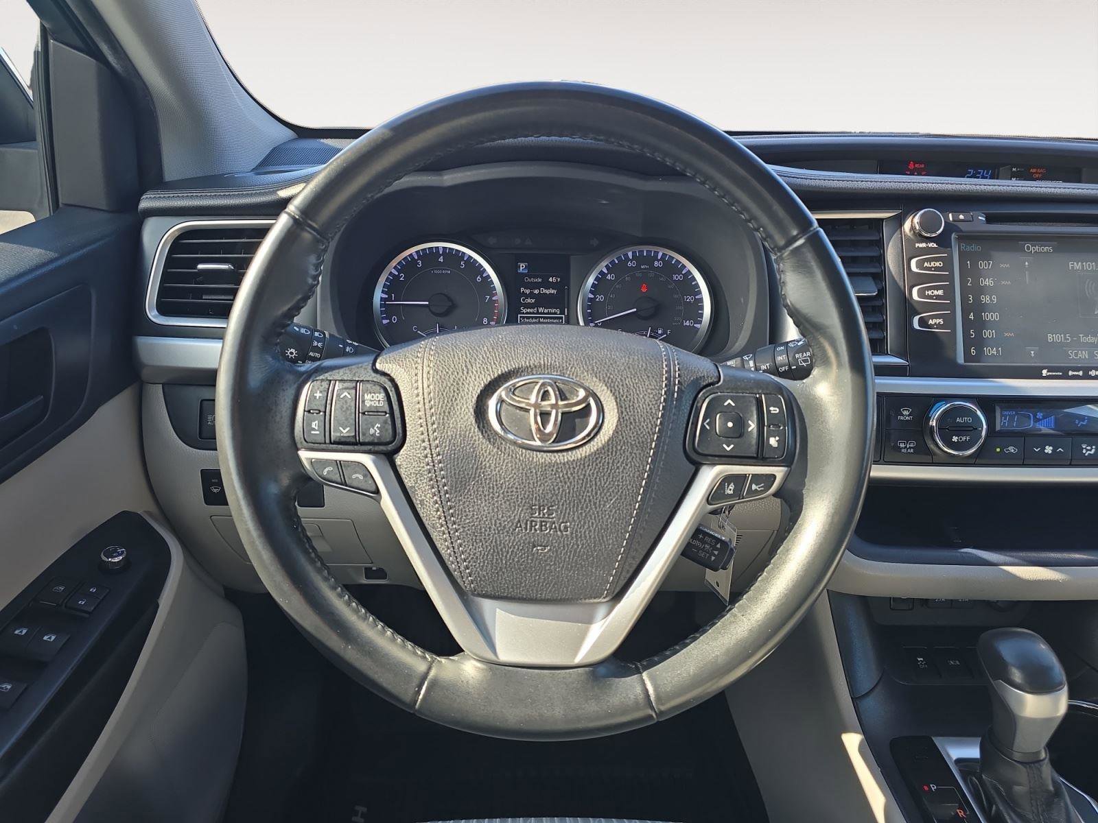 Used 2019 Toyota Highlander Plus image 11