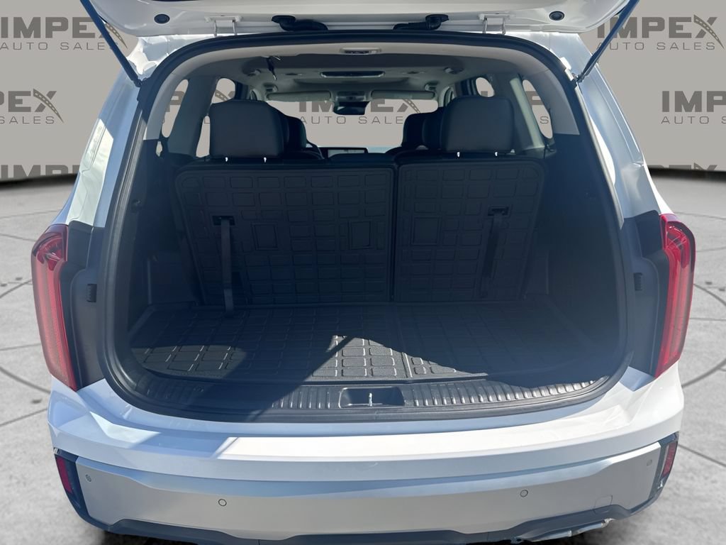 Used 2024 Kia Telluride S w/ S Sunroof Package FWD image 24