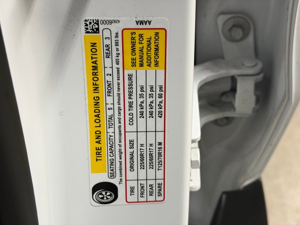 Certified 2025 Chevrolet Trax LT w/ LT Convenience Package image 25