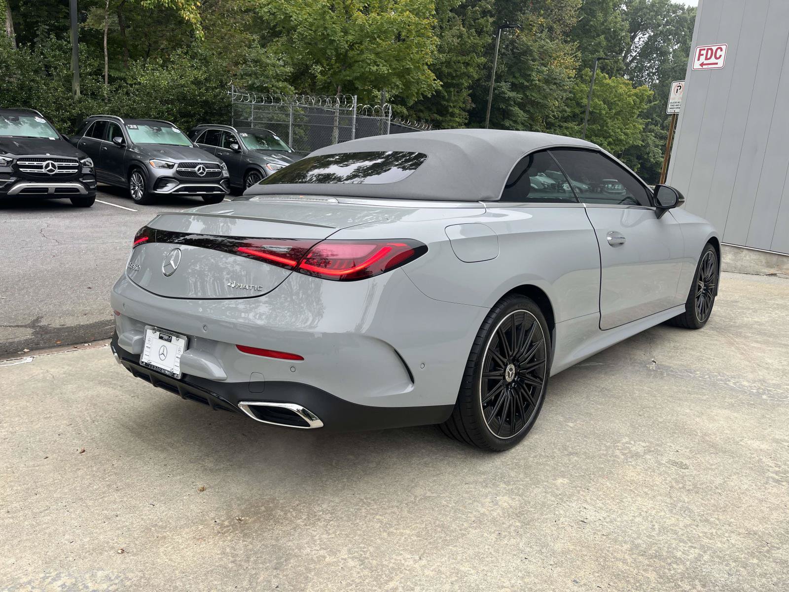 Certified 2026 Mercedes-Benz CLE 450 4MATIC Cabriolet image 11