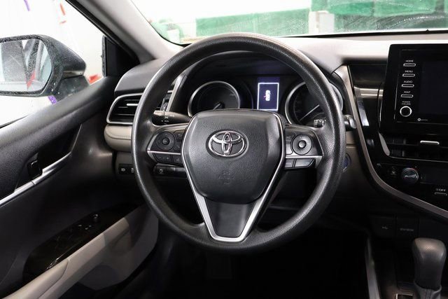 Used 2021 Toyota Camry LE image 15