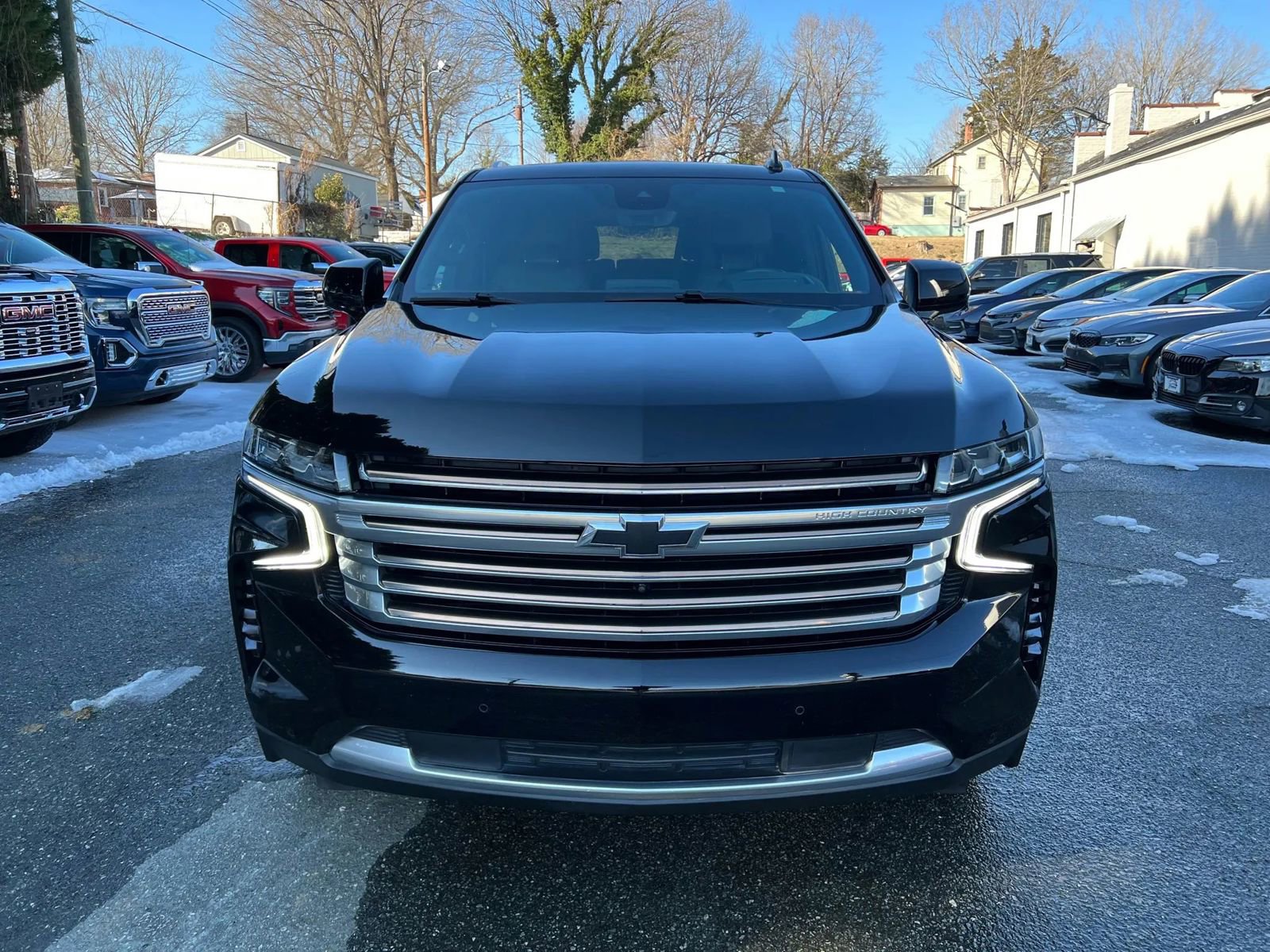 Used 2023 Chevrolet Tahoe High Country AWD/4WD image 3