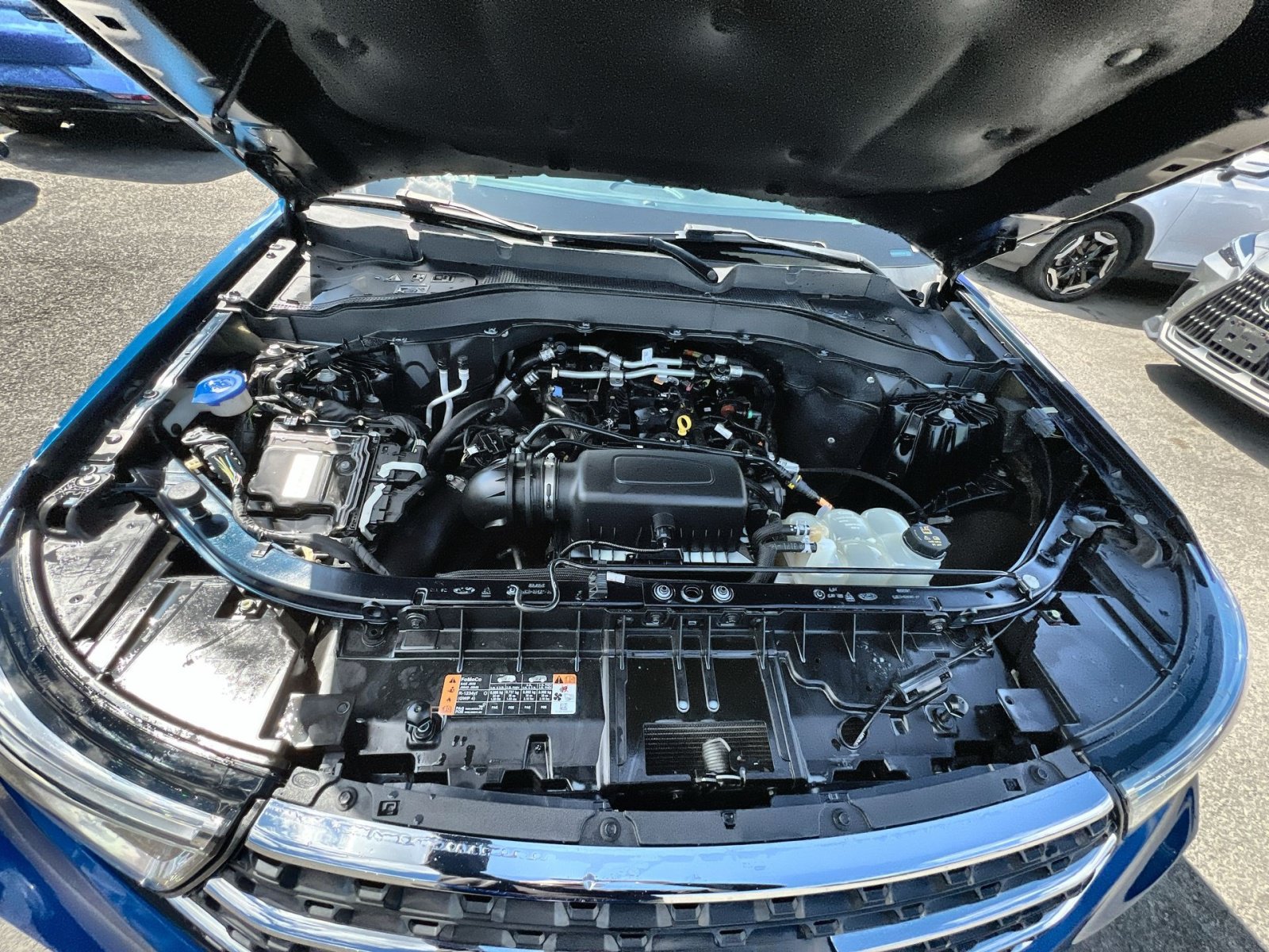 Used 2022 Ford Explorer XLT RWD image 35