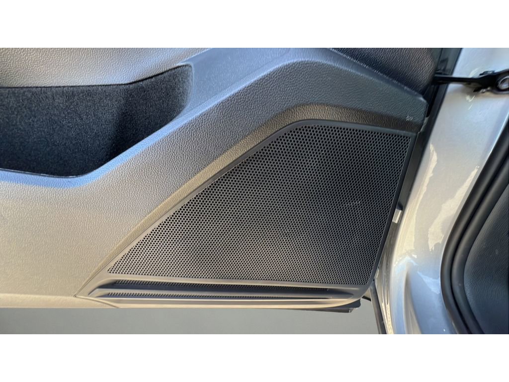 Used 2023 Volkswagen Tiguan SE image 27