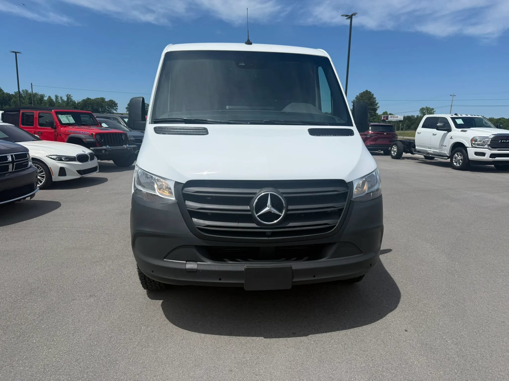Used 2022 Mercedes-Benz Sprinter 1500 image 6