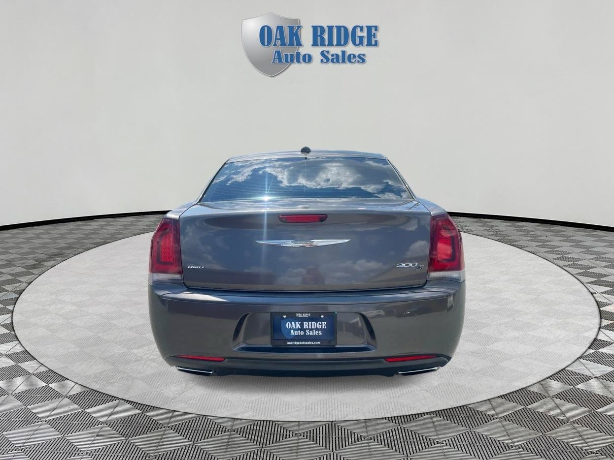 Used 2017 Chrysler 300 S AWD/4WD image 6