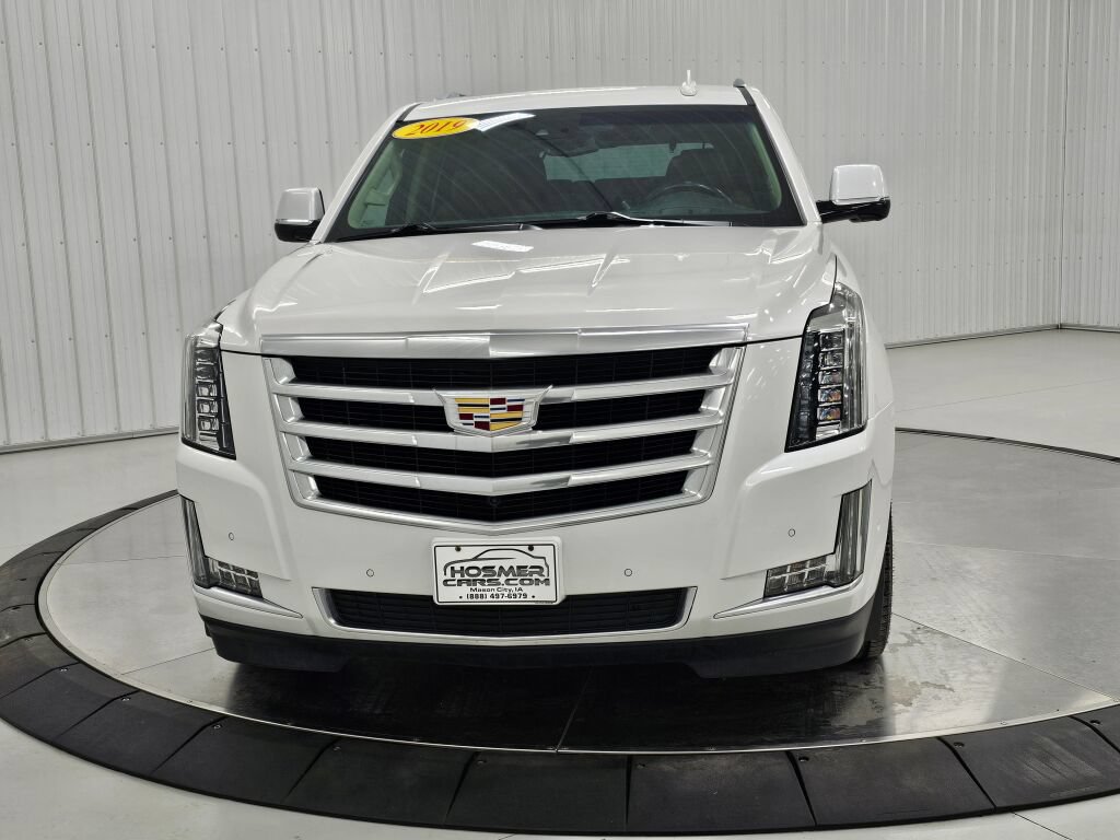 Used 2019 Cadillac Escalade Luxury AWD/4WD image 8