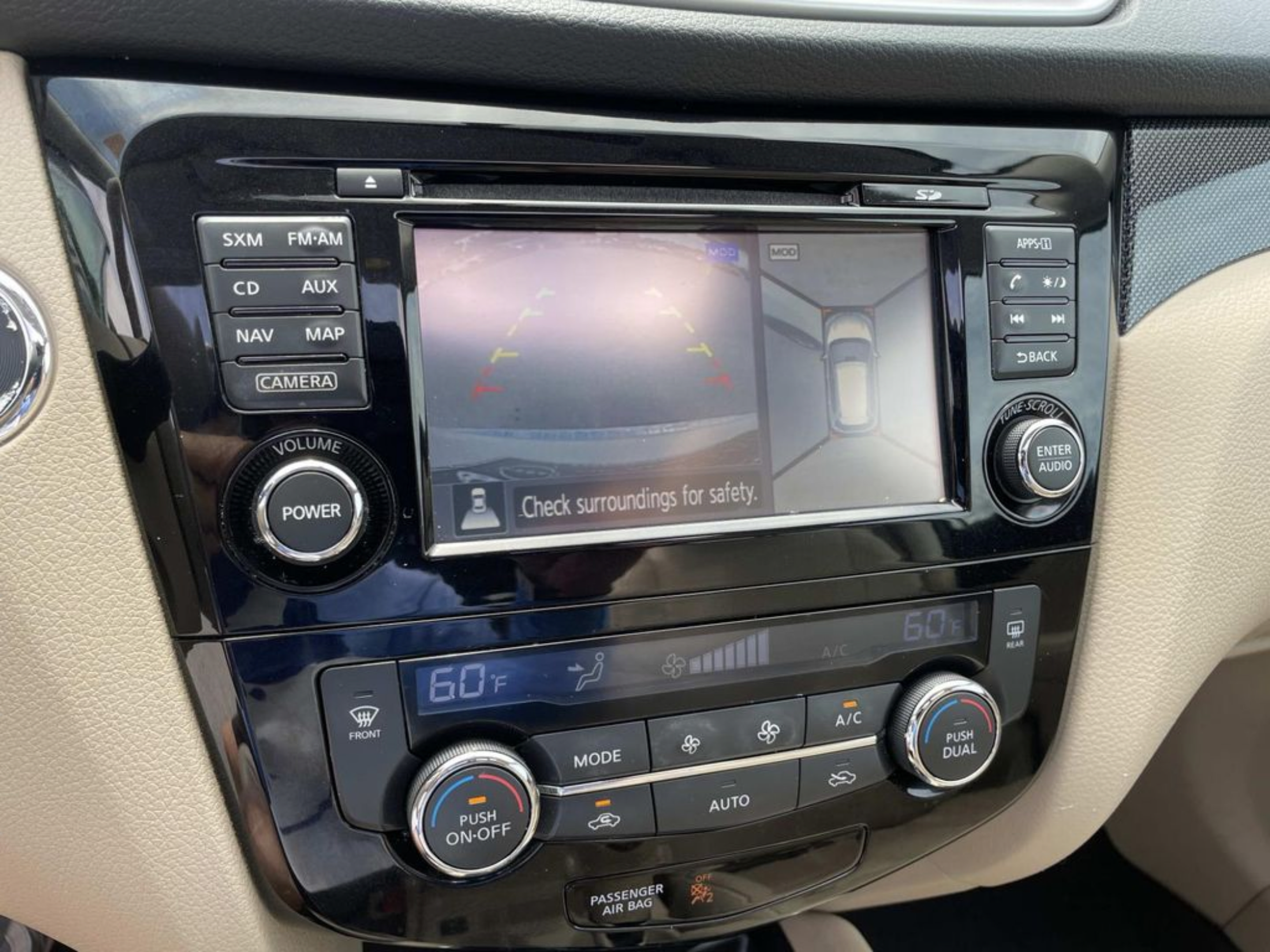 Used 2015 Nissan Rogue SL w/ SL Premium Package FWD image 28