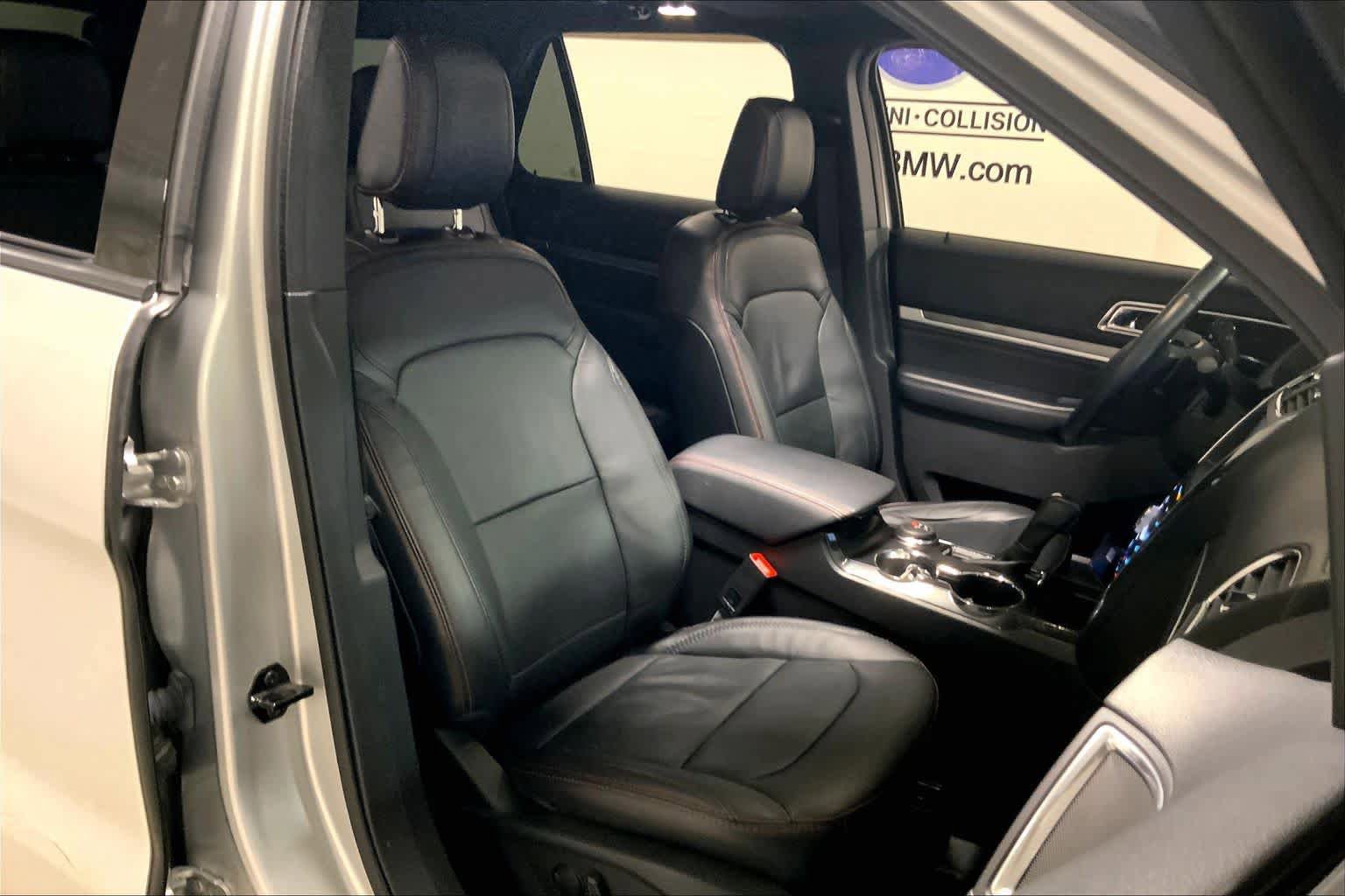 Used 2019 Ford Explorer Sport w/ Equipment Group 401A AWD/4WD image 8