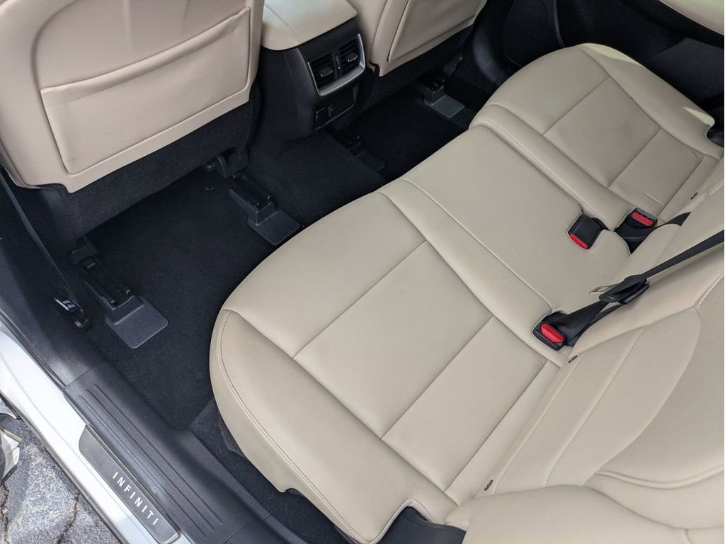 Used 2020 INFINITI QX50 Luxe AWD/4WD image 30