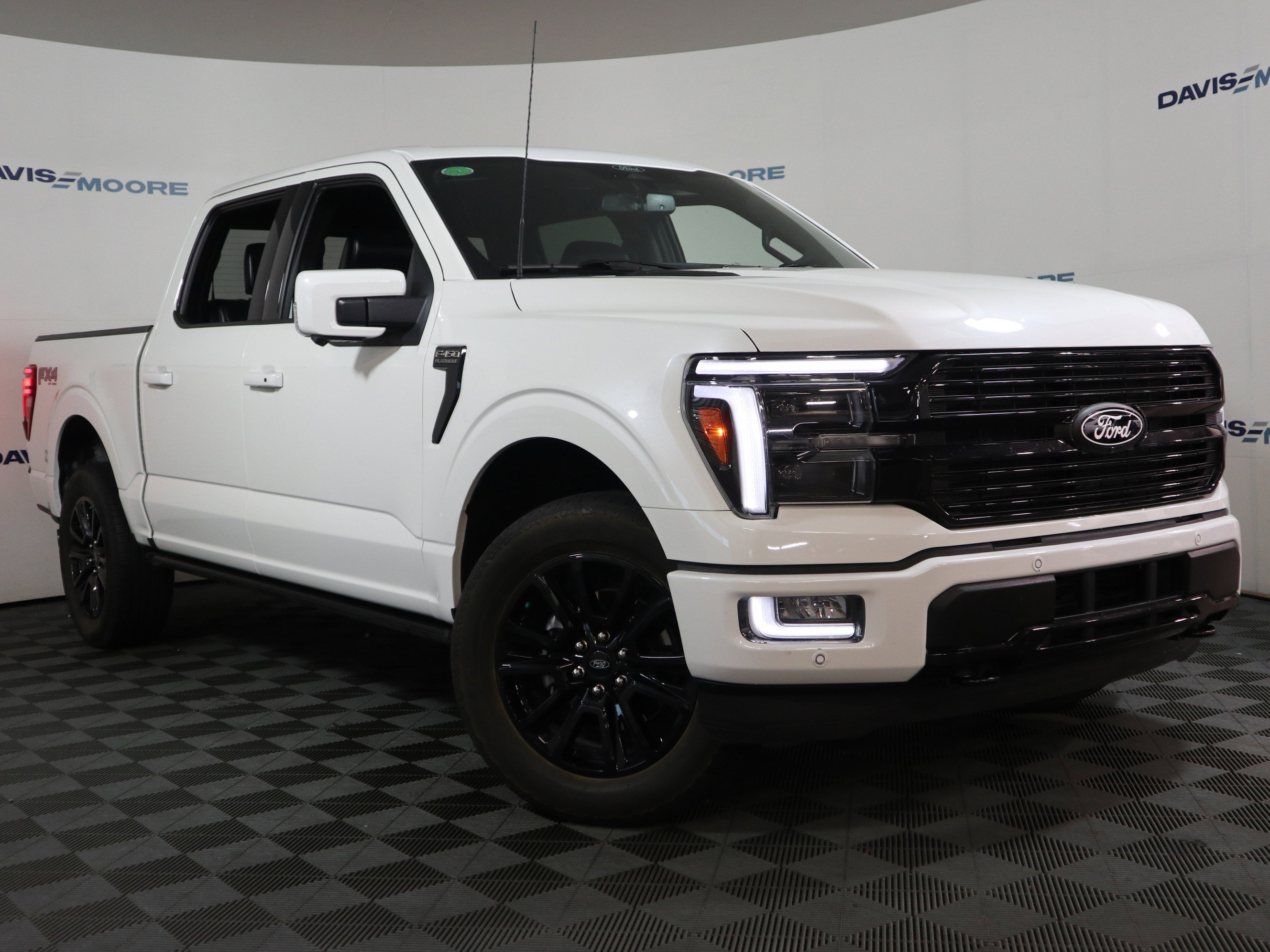 Used 2024 Ford F150 Platinum w/ Equipment Group 702A High AWD/4WD image 2