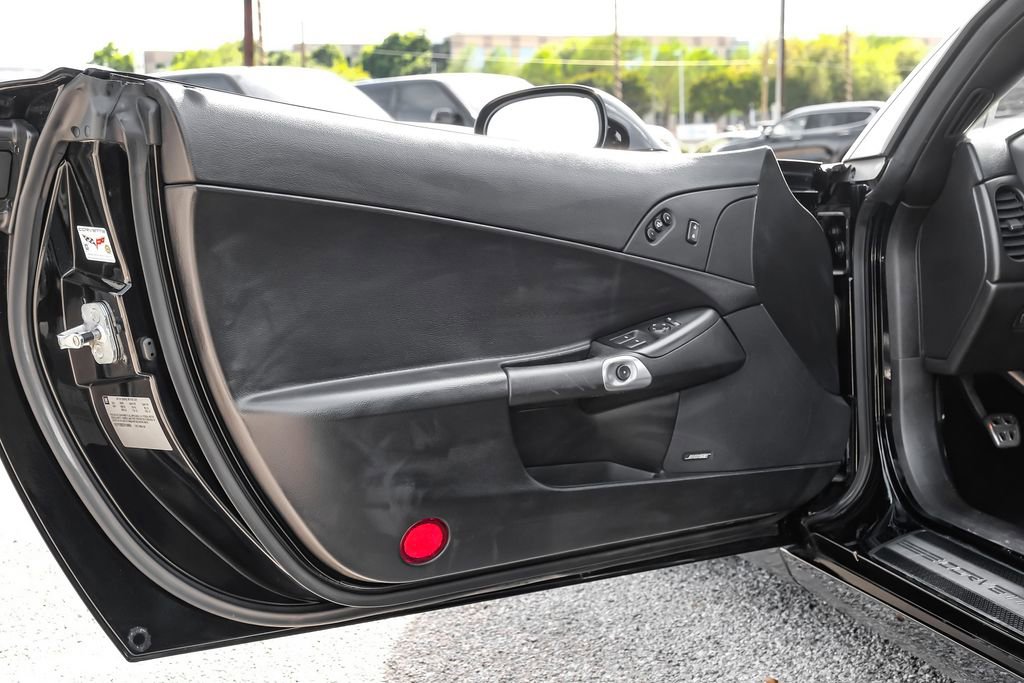 Used 2007 Chevrolet Corvette Z06 w/ Preferred Equipment Group image 38