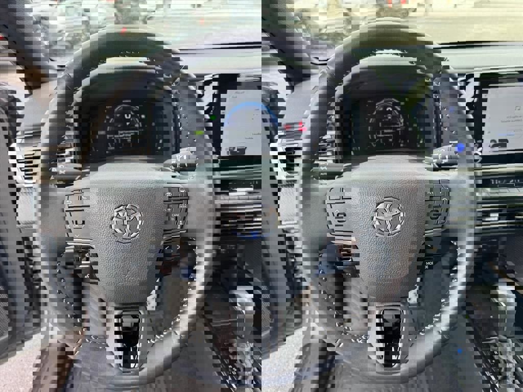 Certified 2025 Toyota Camry SE image 19