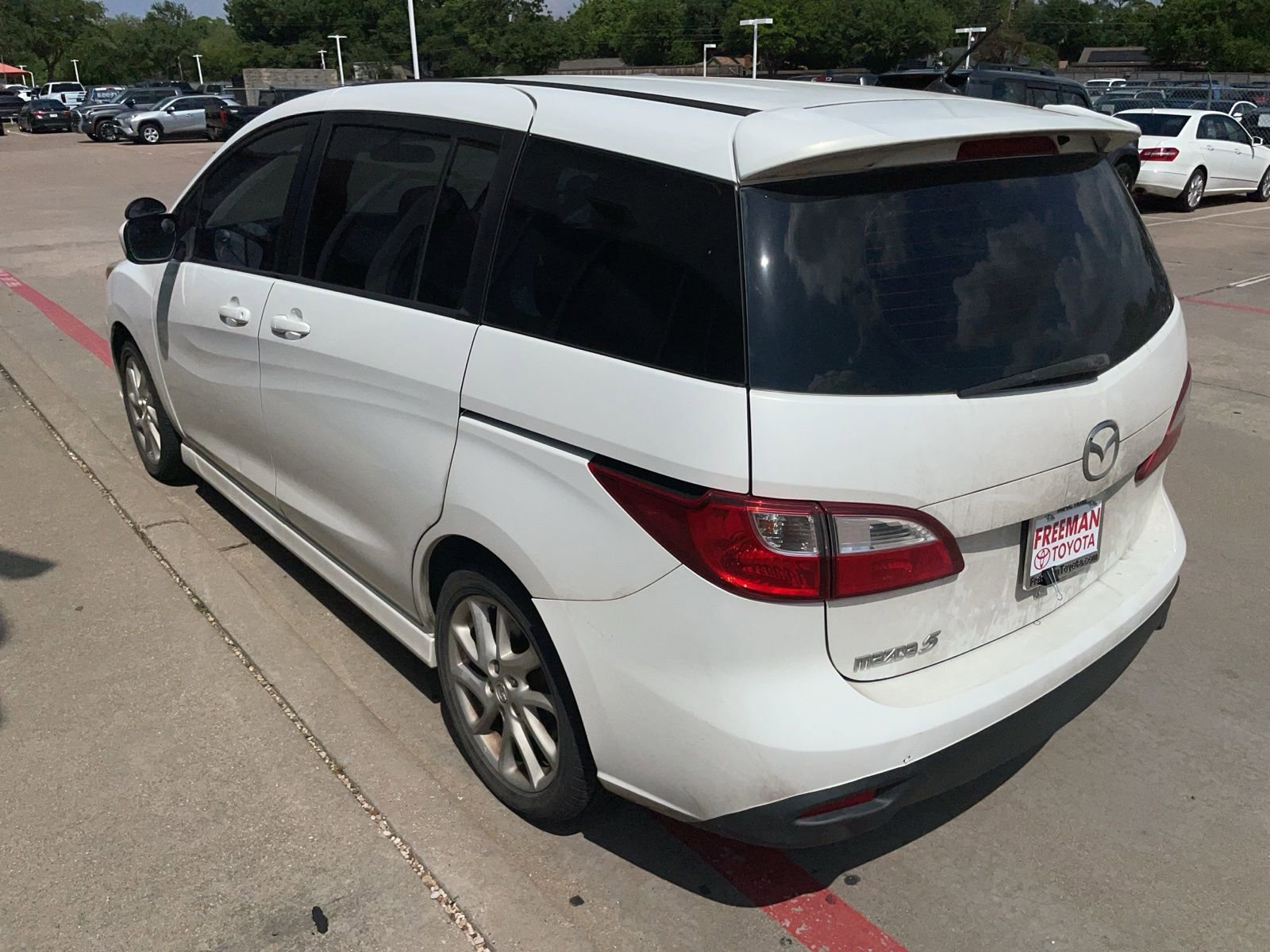 Used 2012 MAZDA MAZDA5 Touring image 7