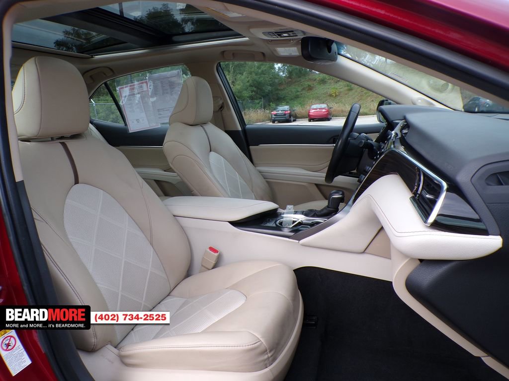 Used 2018 Toyota Camry XSE image 26