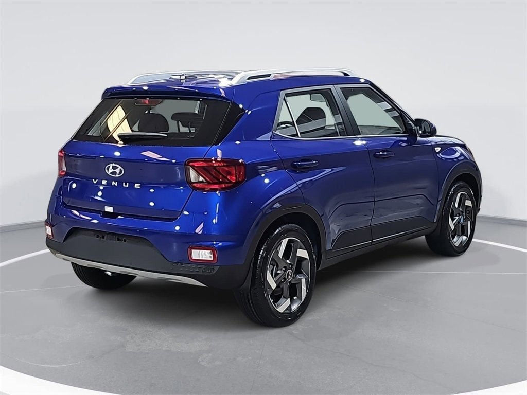 New 2026 Hyundai Venue SEL image 5
