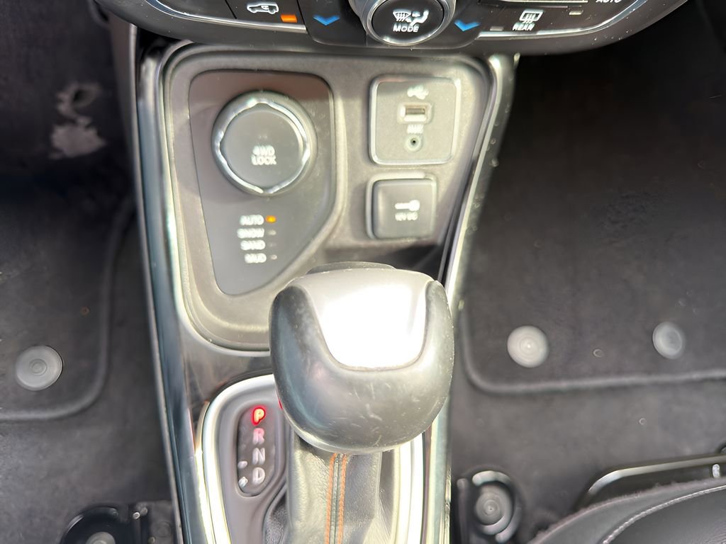 Used 2019 Jeep Compass Limited image 24