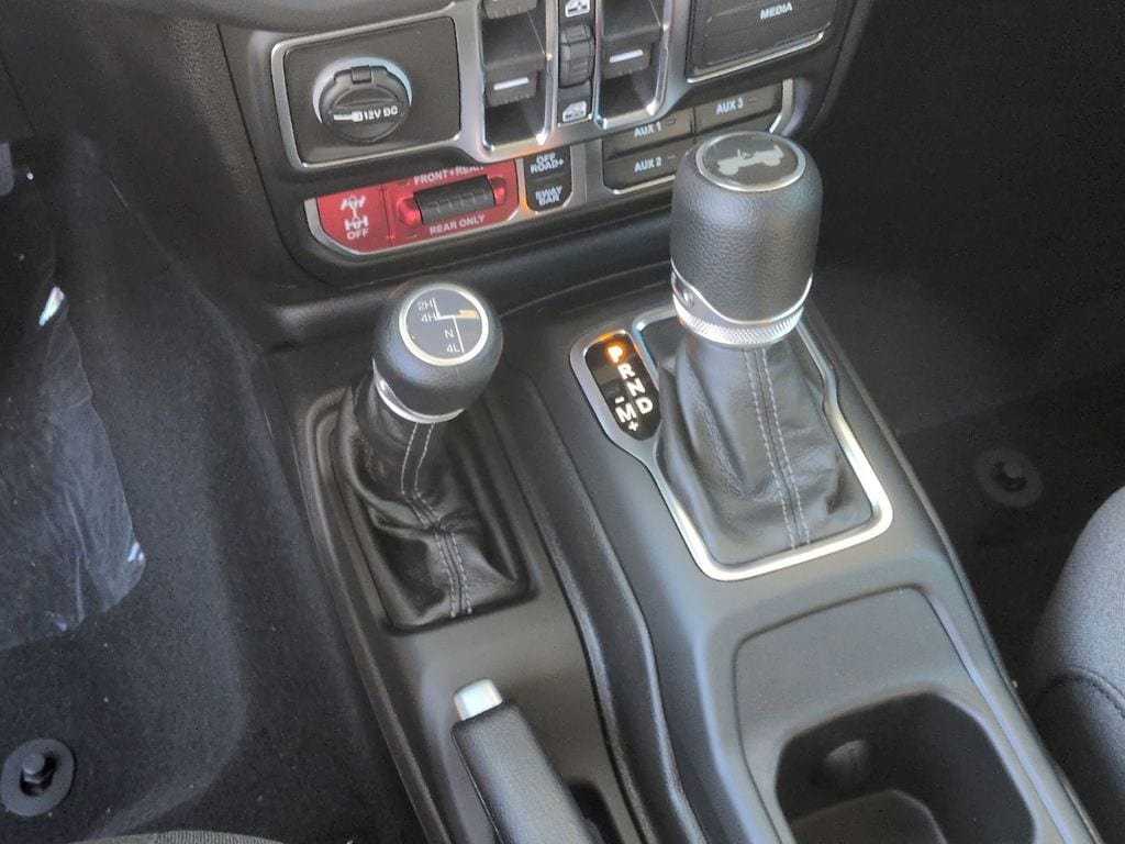New 2026 Jeep Wrangler Unlimited Rubicon AWD/4WD image 18