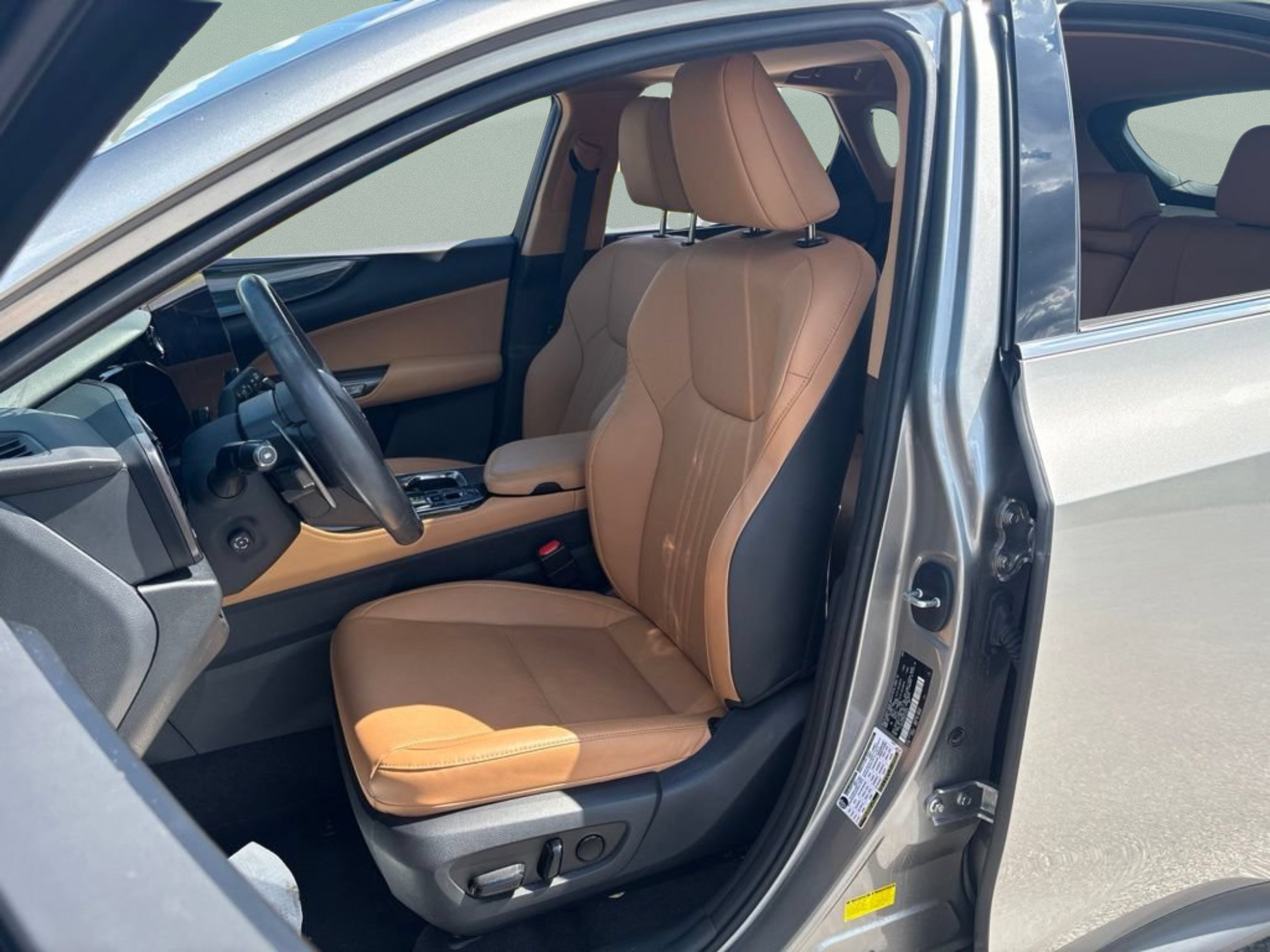 Used 2024 Lexus NX 250 FWD w/ Cold Area Package image 20