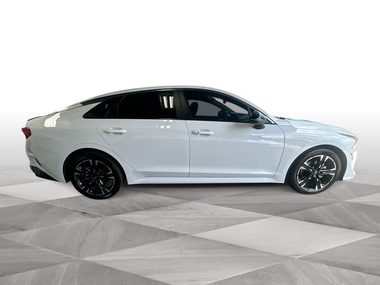 Used 2024 Kia K5 GT-Line w/ GT-Line Premium Package FWD image 9