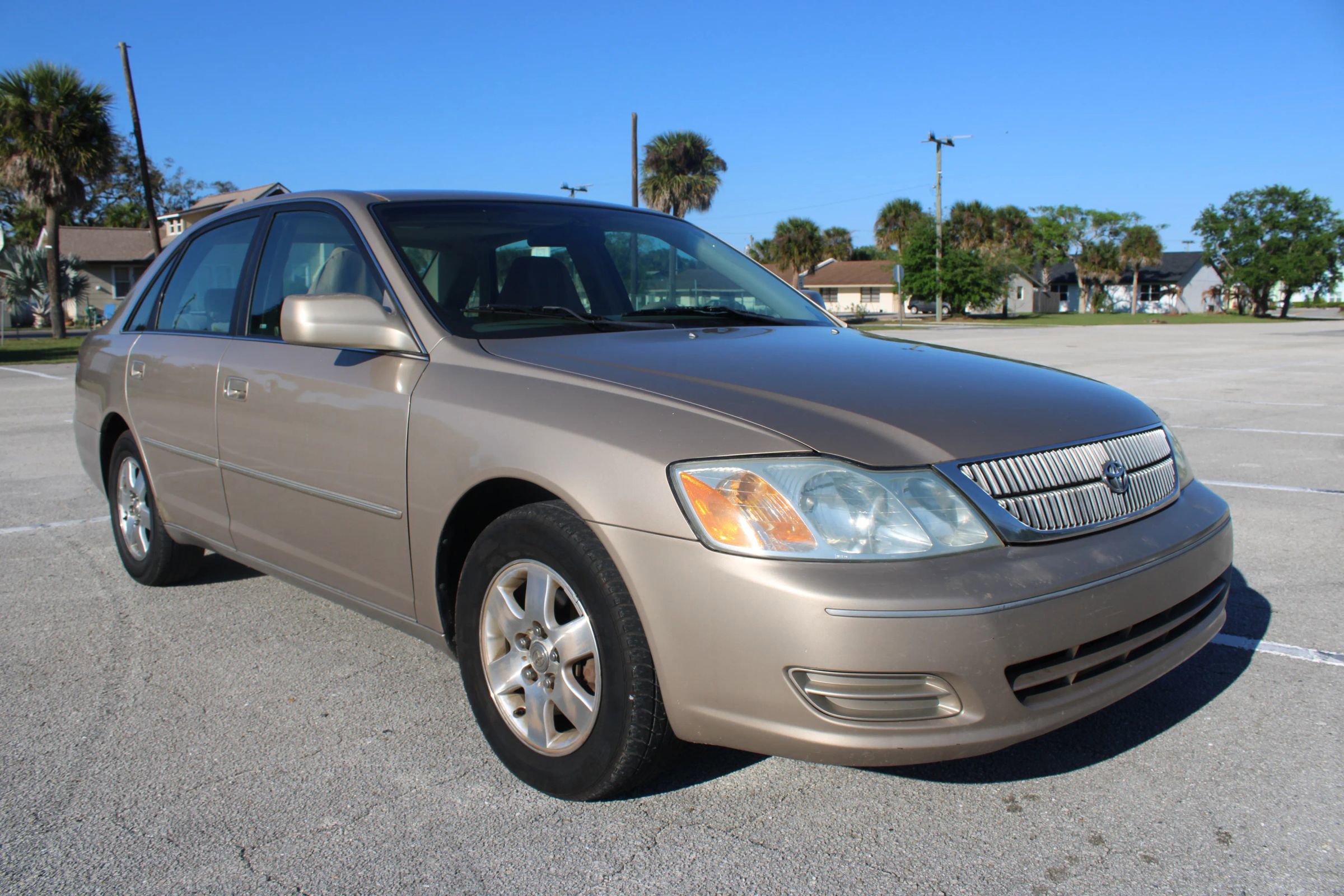 Used 2001 Toyota Avalon XL image 23