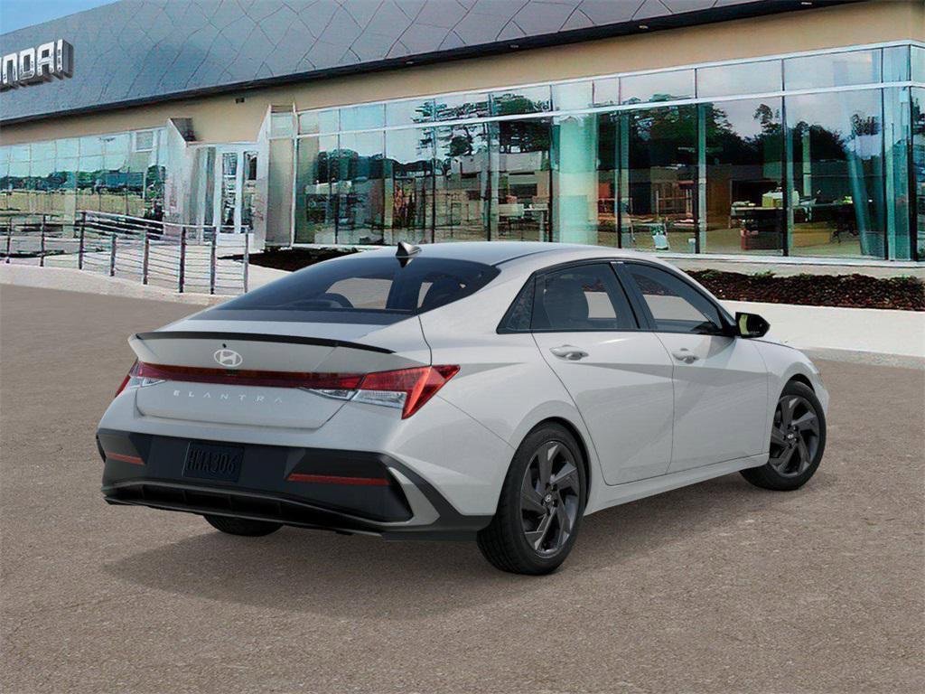 New 2026 Hyundai Elantra Sport image 4