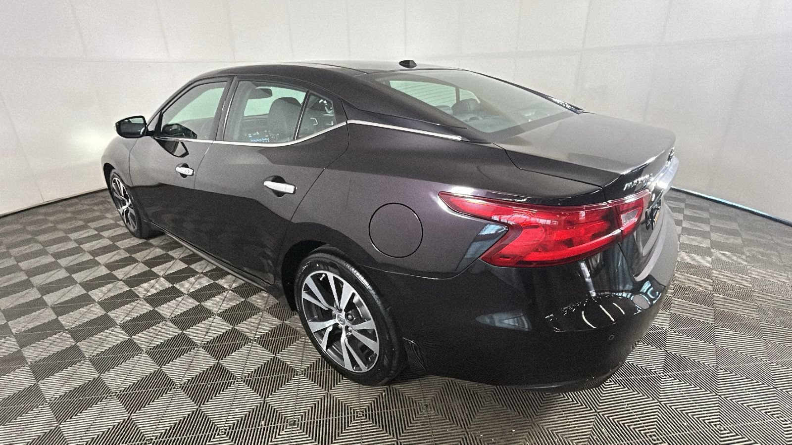 Used 2016 Nissan Maxima 3.5 SL FWD image 5