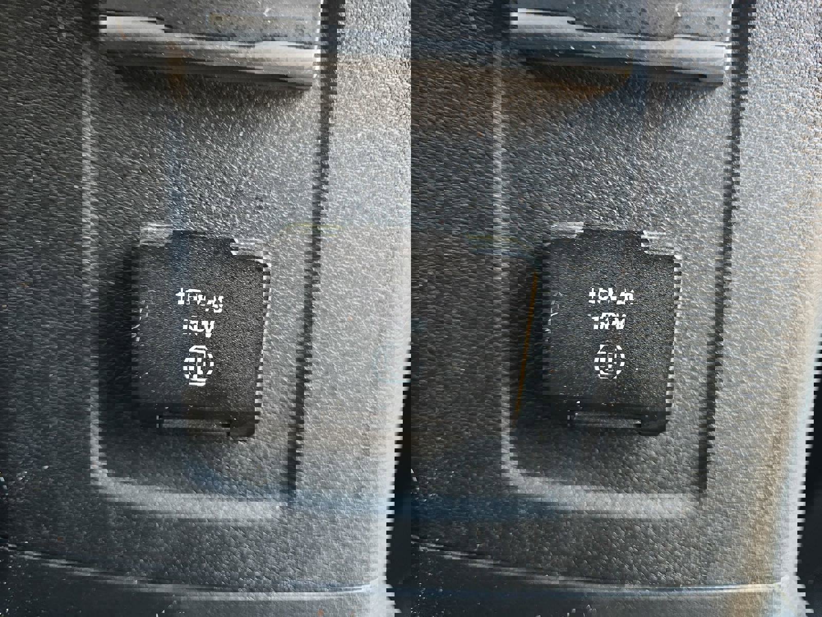 Used 2022 Jeep Wrangler Unlimited Rubicon 4xe w/ Steel Bumper Group image 13