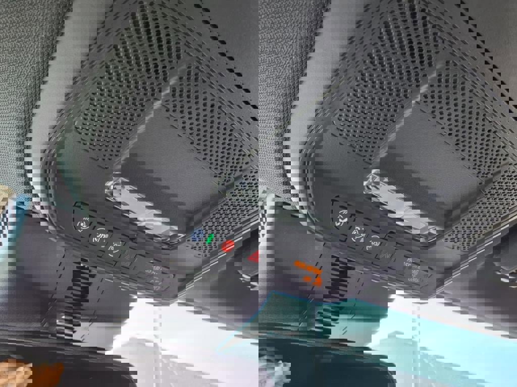 New 2025 GMC Acadia AT4 w/ LPO, All-Weather Package image 19