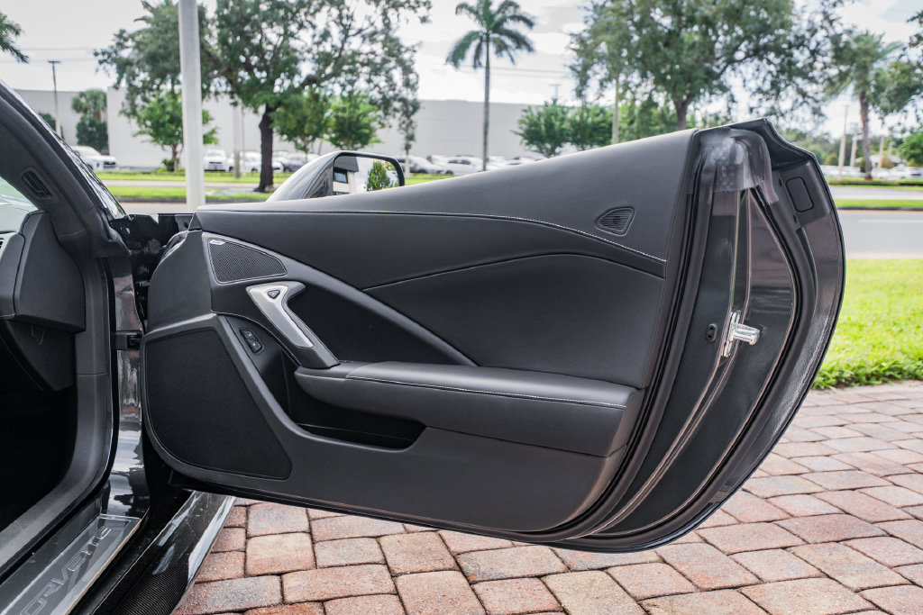 Used 2019 Chevrolet Corvette ZR1 RWD image 33