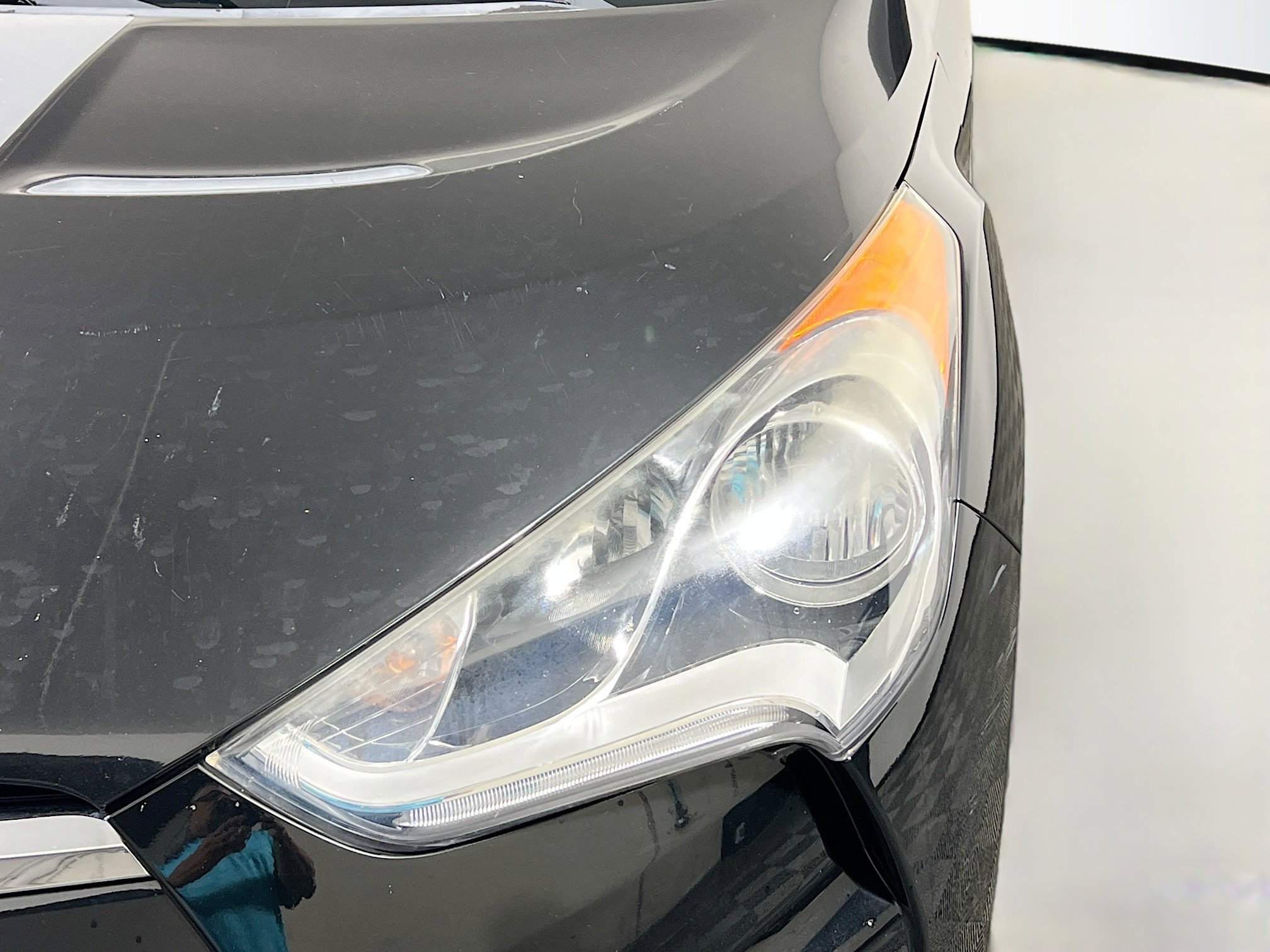 Used 2014 Hyundai Veloster image 11