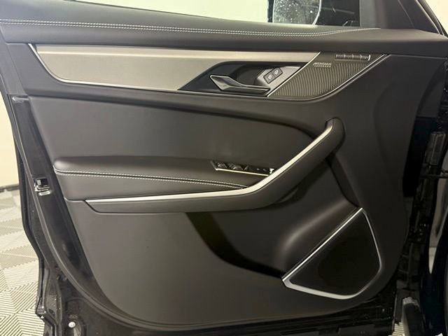 New 2026 Jaguar F-PACE R-Dynamic S image 25