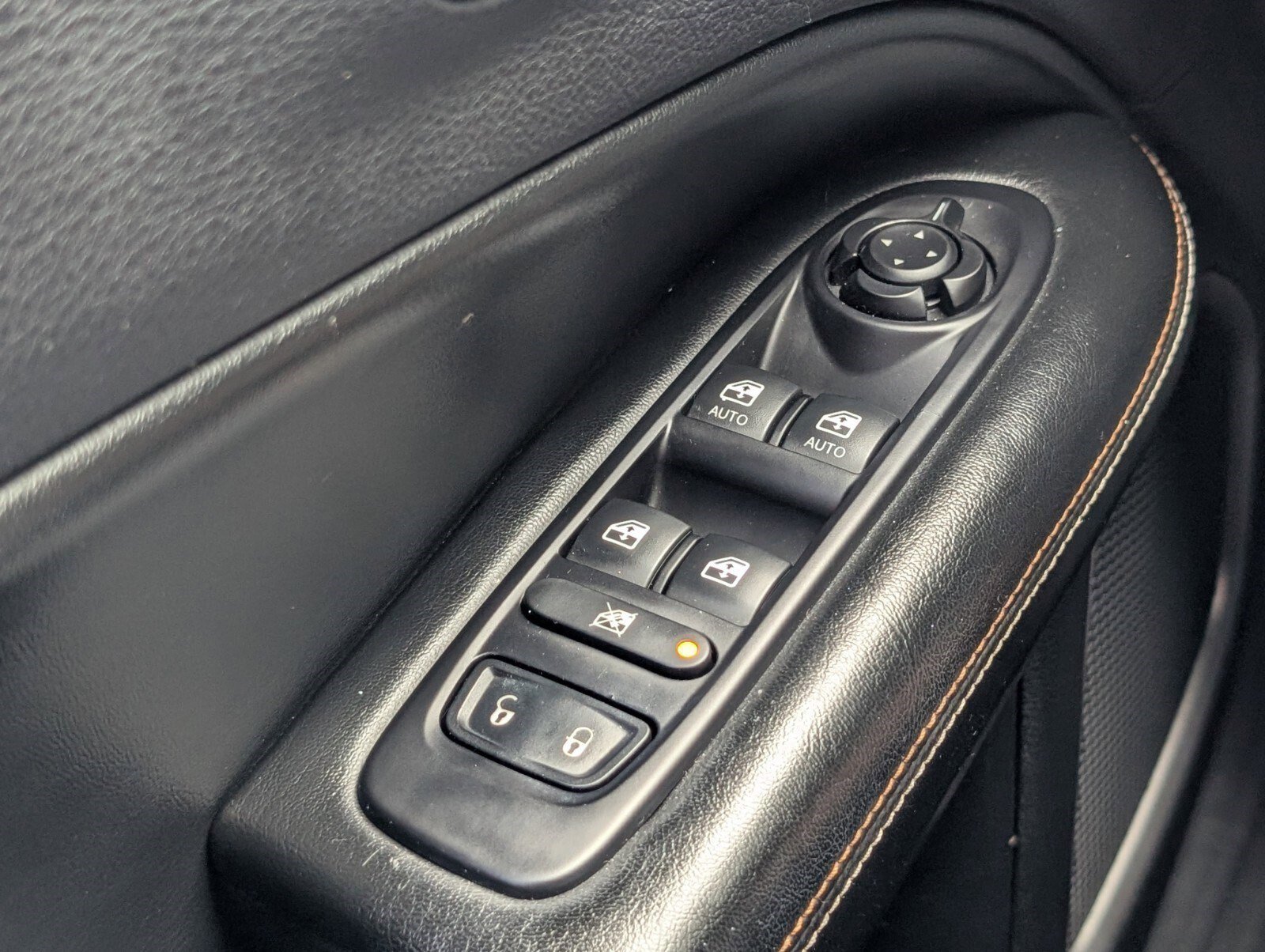 Used 2019 Jeep Compass Latitude image 26