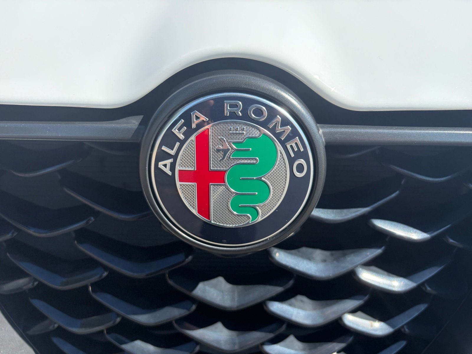 Used 2024 Alfa Romeo Tonale Veloce AWD/4WD image 23