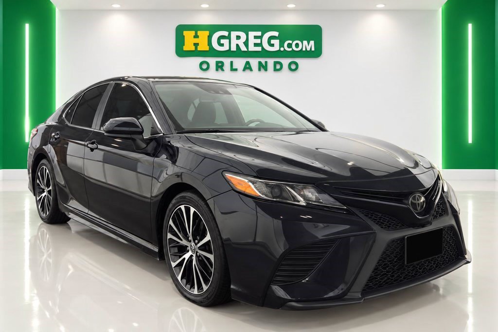 Used 2020 Toyota Camry SE FWD image 4