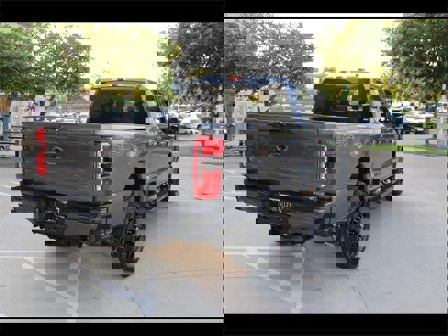 New 2025 Ford F250 Lariat w/ Lariat Ultimate Package image 5