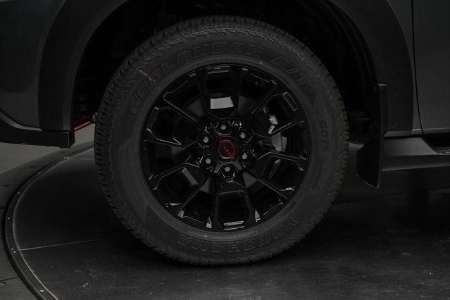 New 2026 Nissan Armada PRO-4X w/ Captain's Chari Seat Package image 8